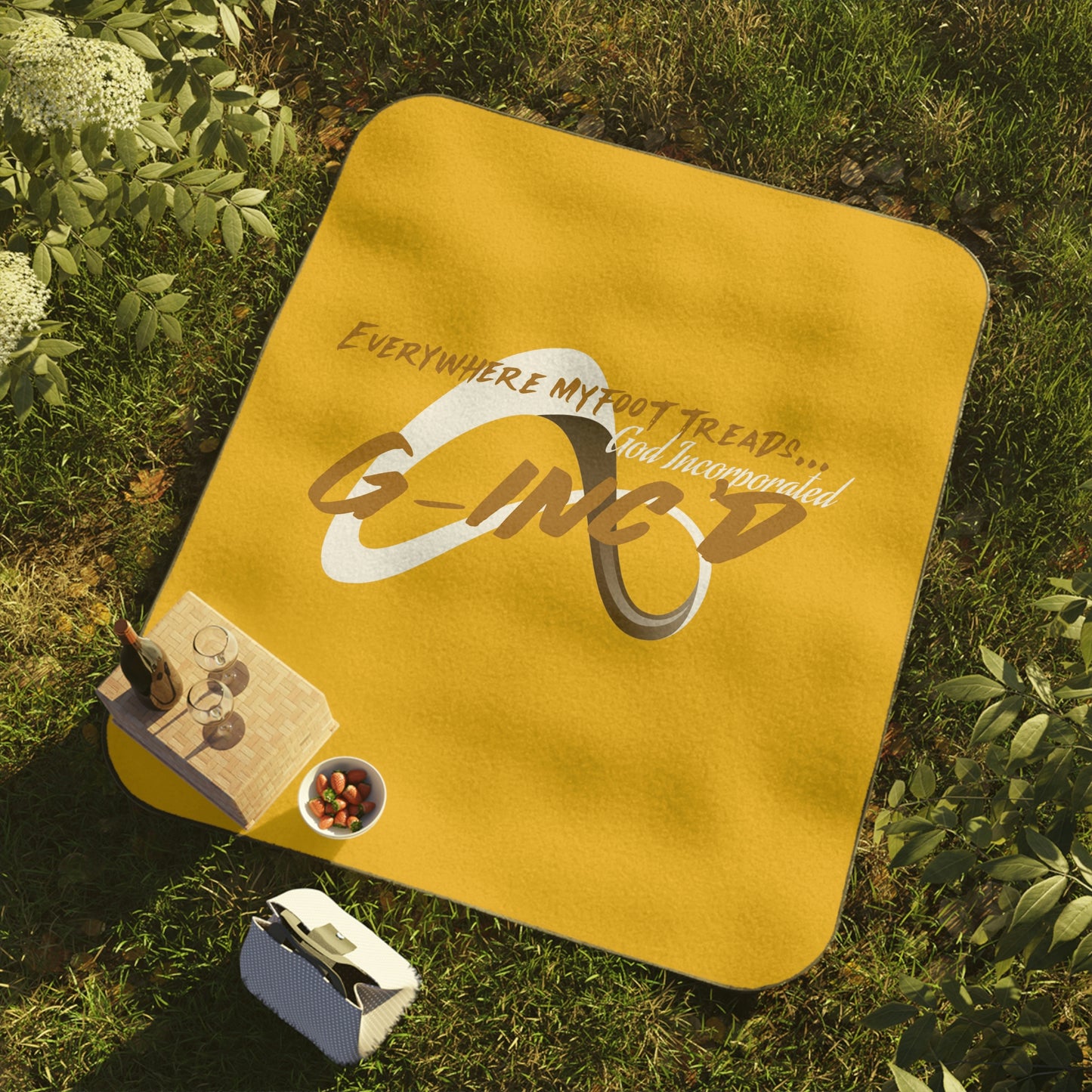 The G-Inc'd Picnic Blanket Gold
